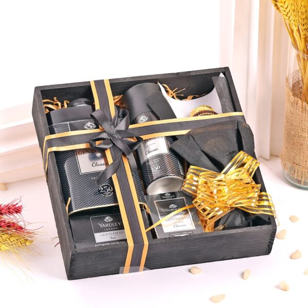 Yardley Black Kit for Men - Image 2